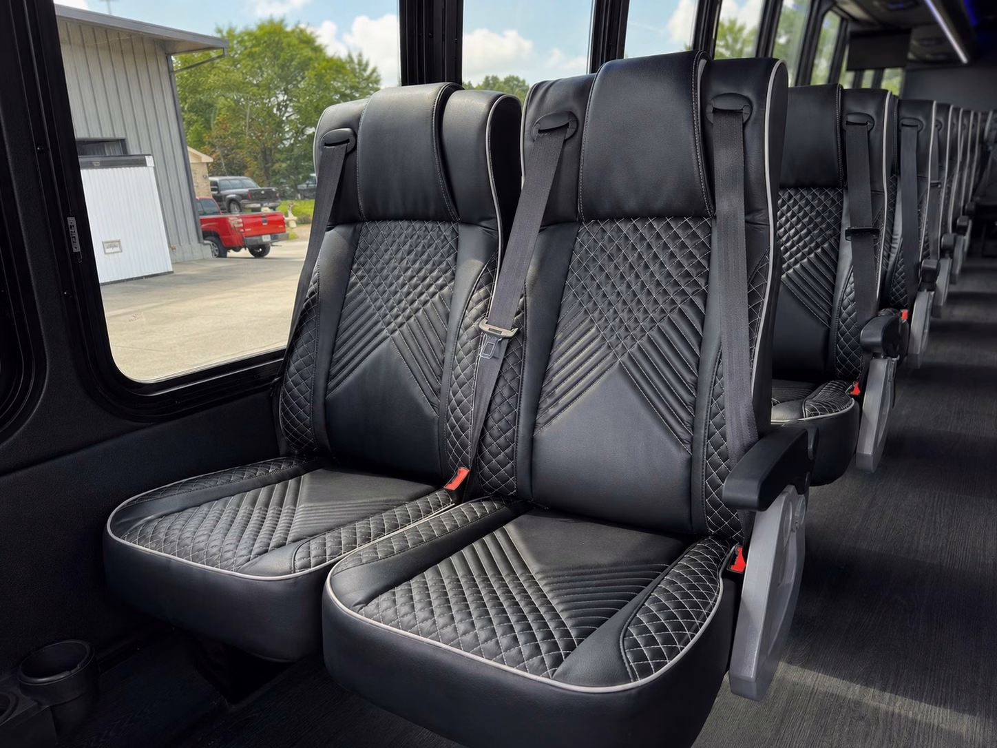 canyon high school and smithson valley prom groups love minibus rentals in new braunfels