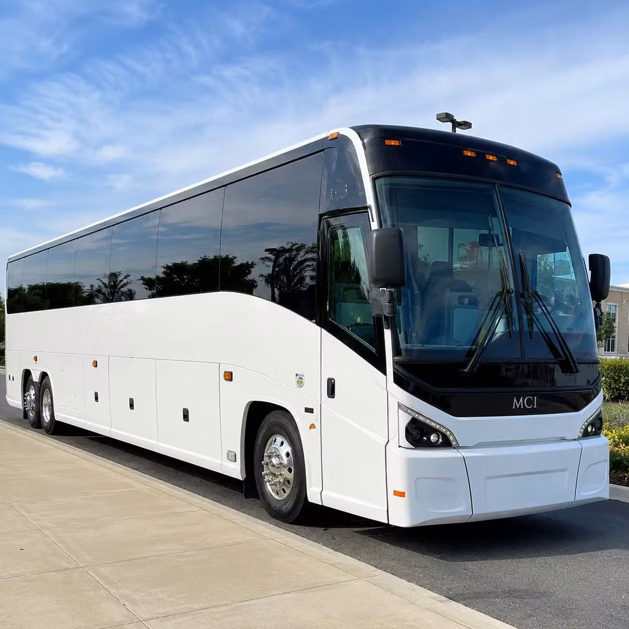 charter buses to schlitterbahn and new braunfels waterparks for school groups