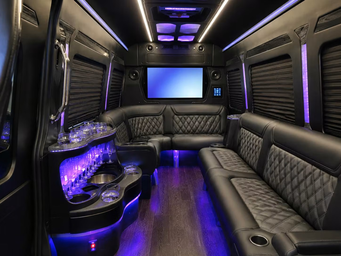 corporate event and employee shuttle bus service in new braunfels