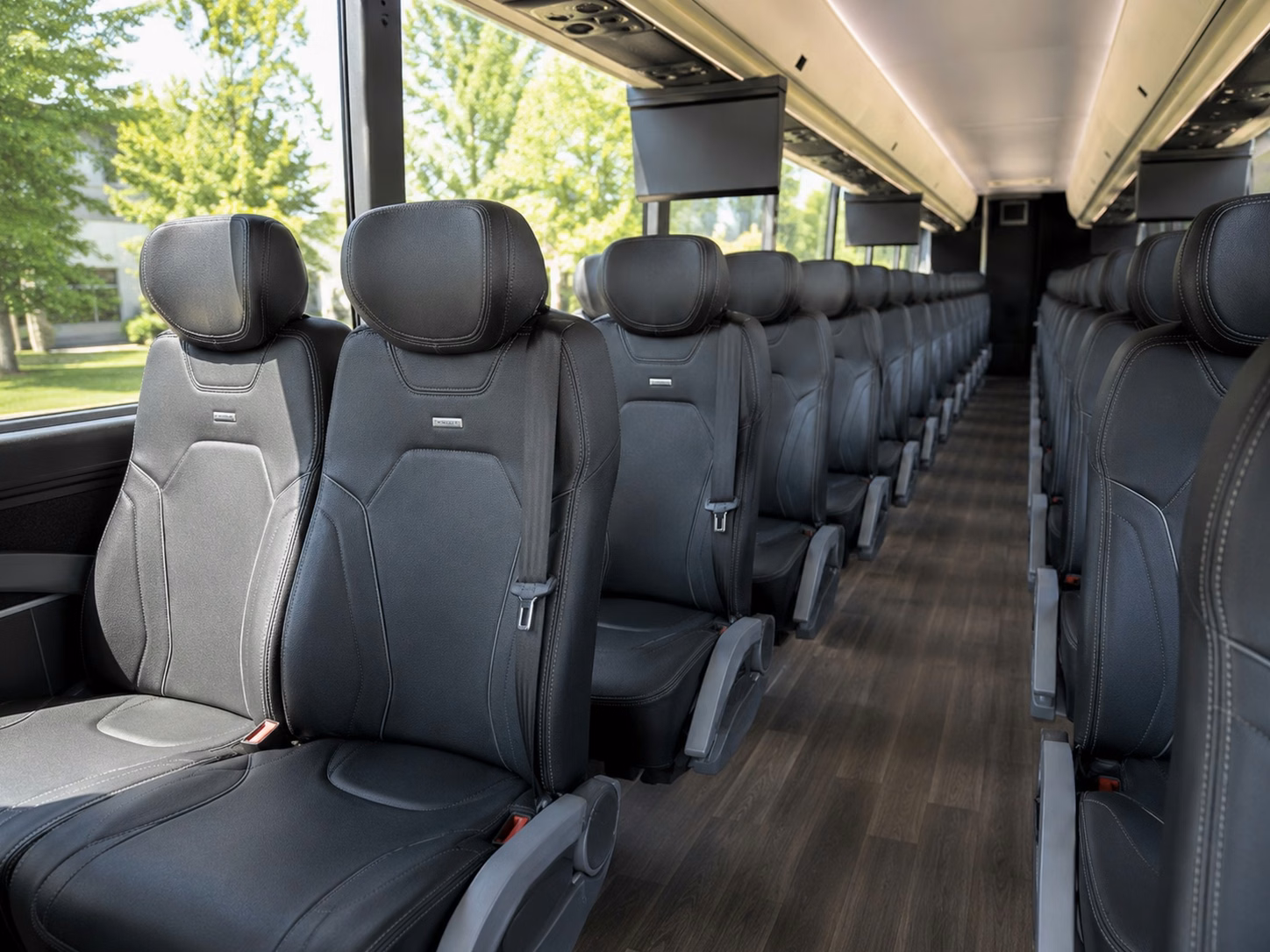 shuttle buses for new braunfels vineyard and hill country wedding venues